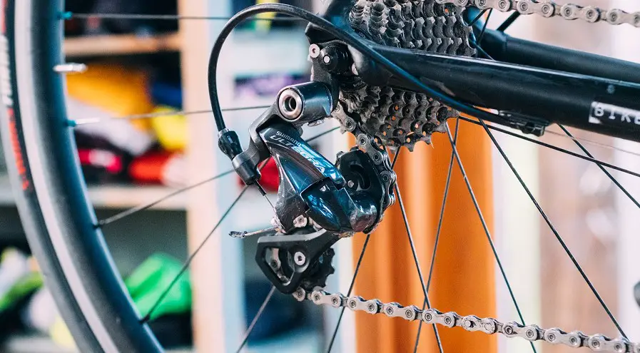 A short guideline on how to install a rear derailleur yourself