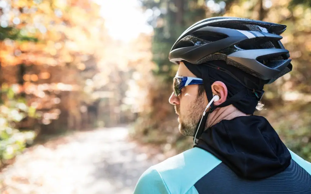 5 best cycling headphones
